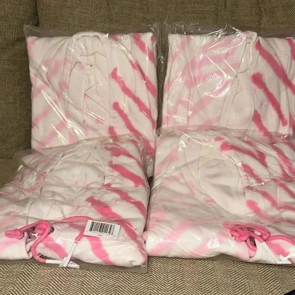 NWT JSC JEFFREE STAR COSMETICS PINK STRIPE DYE SWEATSHIRT HOODIE PINK UNISEX - Picture 2 of 3